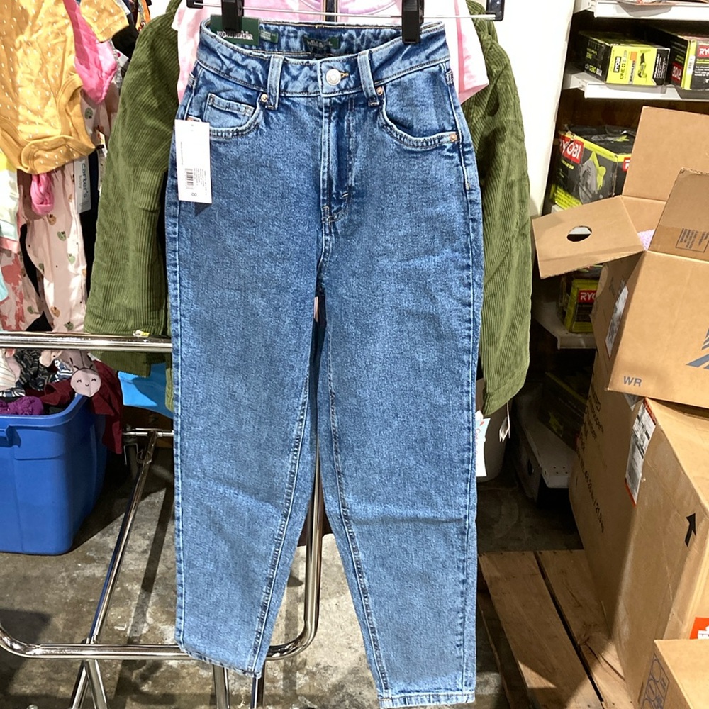 Super High-Rise Curvy Tapered Jean